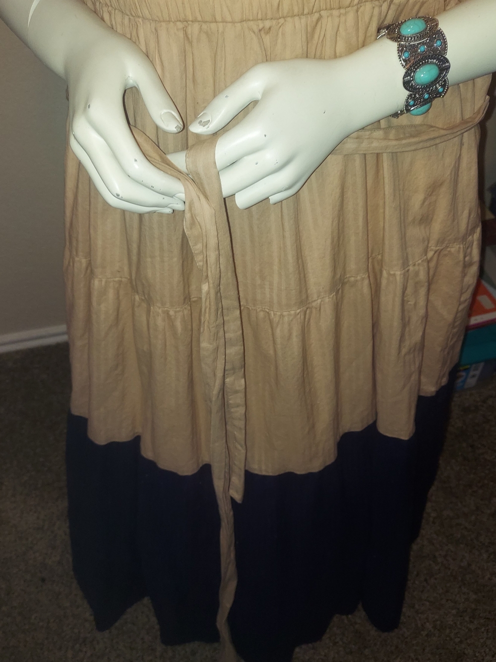 Lane Bryant Beige and Navy Tiered Maxi Dress Sz 20 - Picture 5 of 10